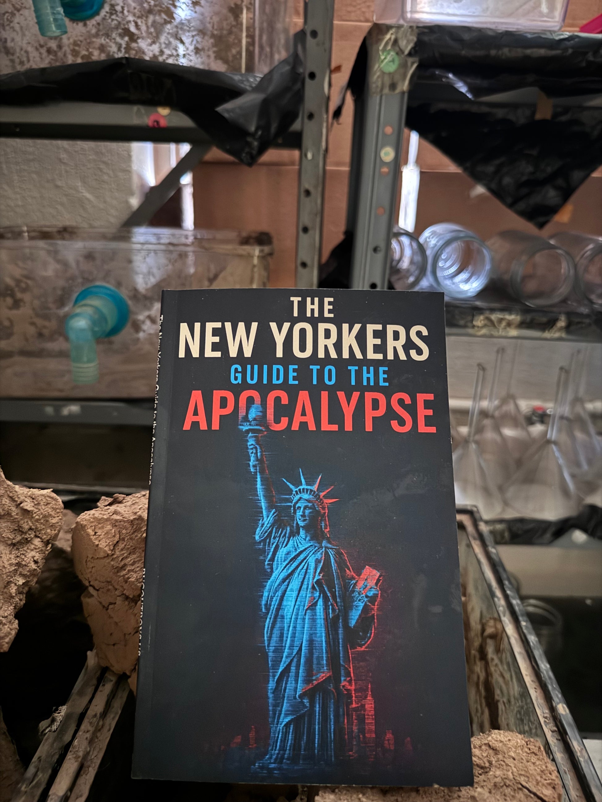 NYC APOCALYPSE SURVIVAL GUIDE